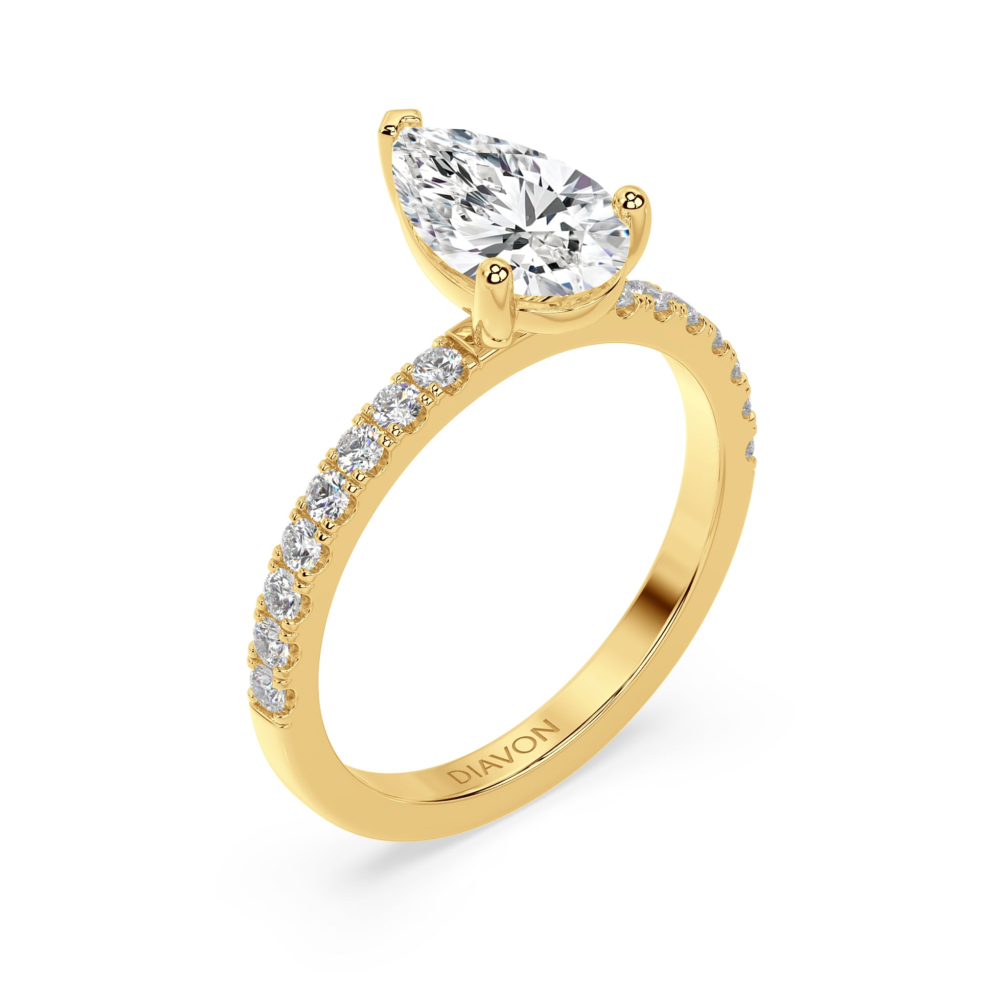 SIGNATURE SOLITAIRE PAVÉ RING I PEAR