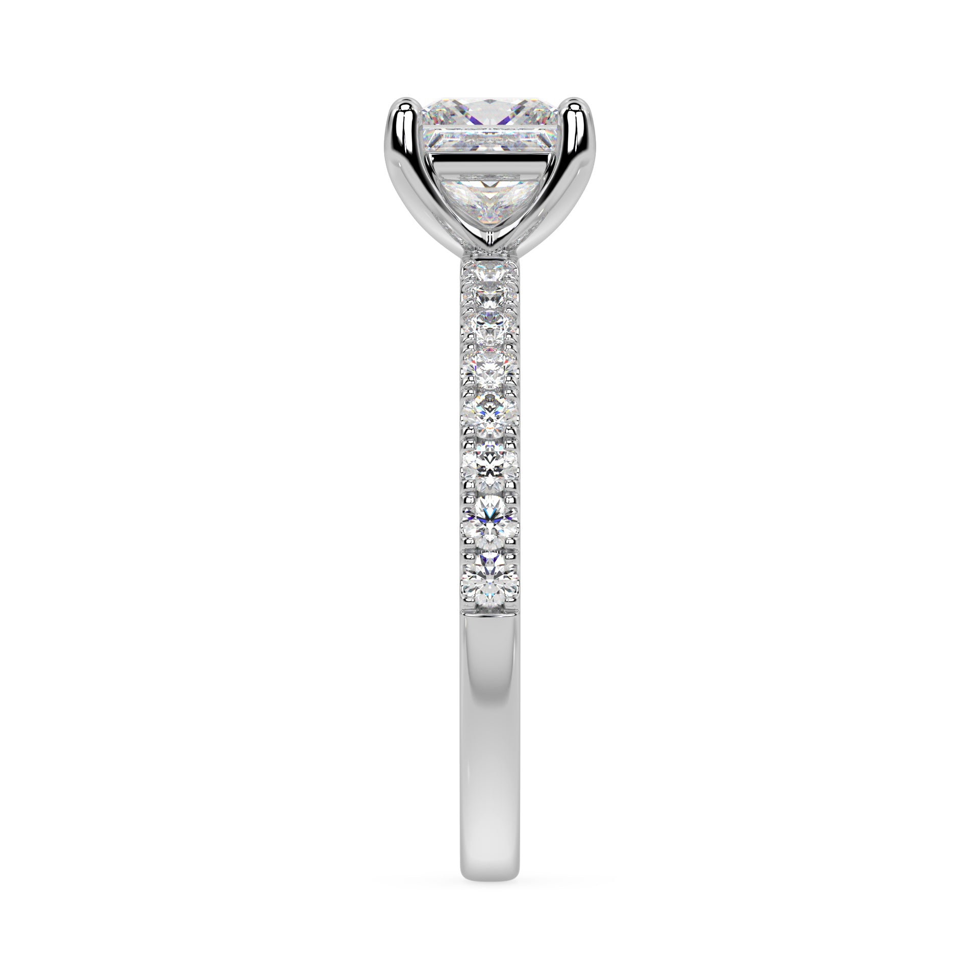SIGNATURE SOLITAIRE ring with pavé | Princess