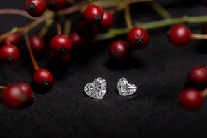 Weihnachtliche Heart Shape Diamanten der DIAVON.