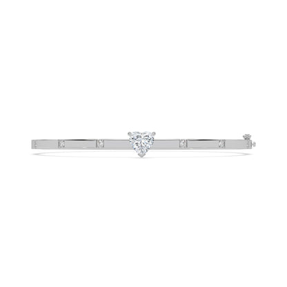 SIGNATURE SOLITAIRE BANGLE I ESSENTIAL